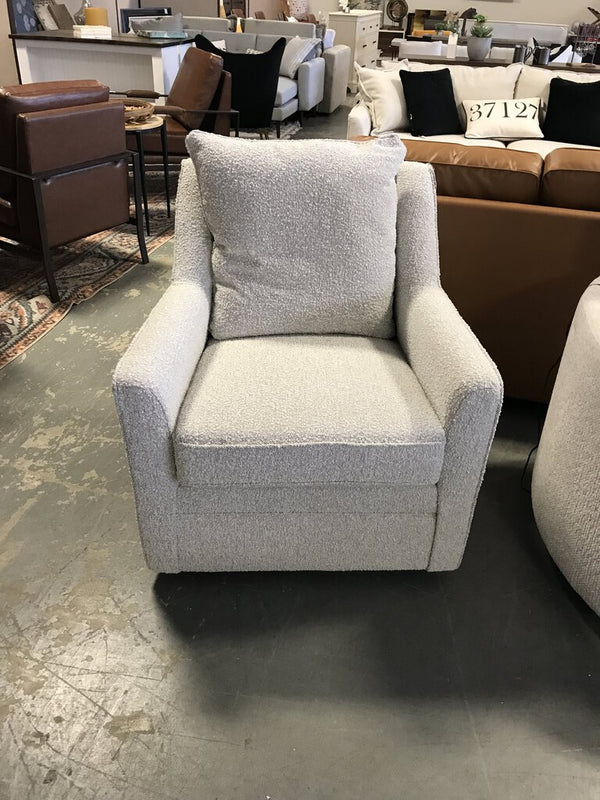 Aubrey Swivel Chair - Cotton 29037