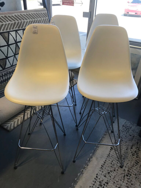 (Pair) Zenith White Molded Seat Barstool