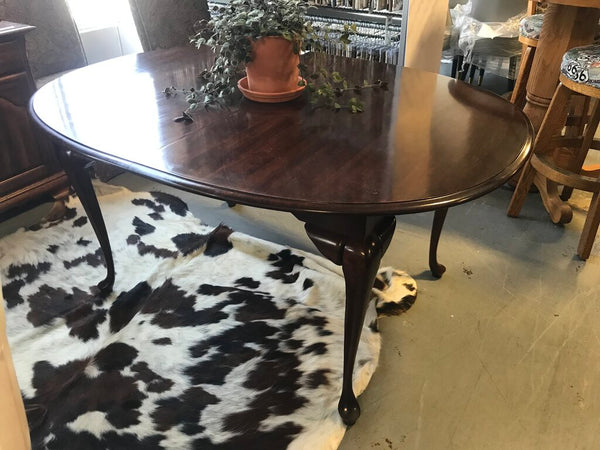 Queen Anne Dining Table