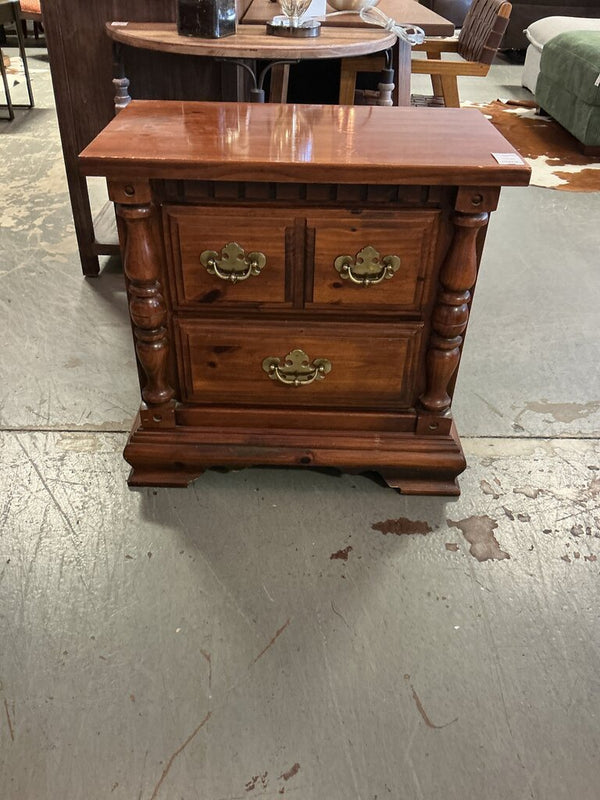 Dark Pine Nightstand/End Table