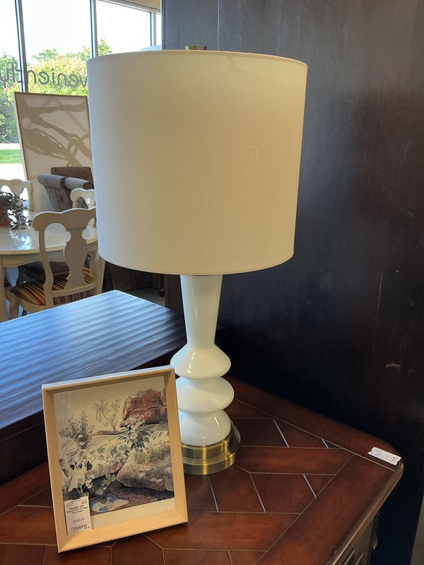 White Lamp Gold Base