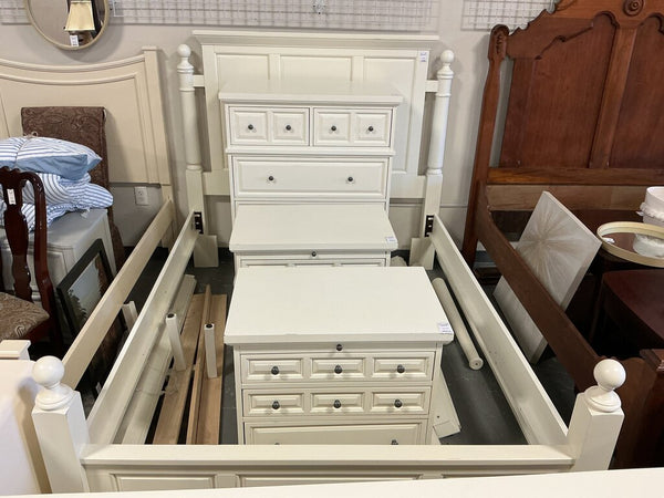 Pier 1 White 4 Post/Canopy Queen Bed