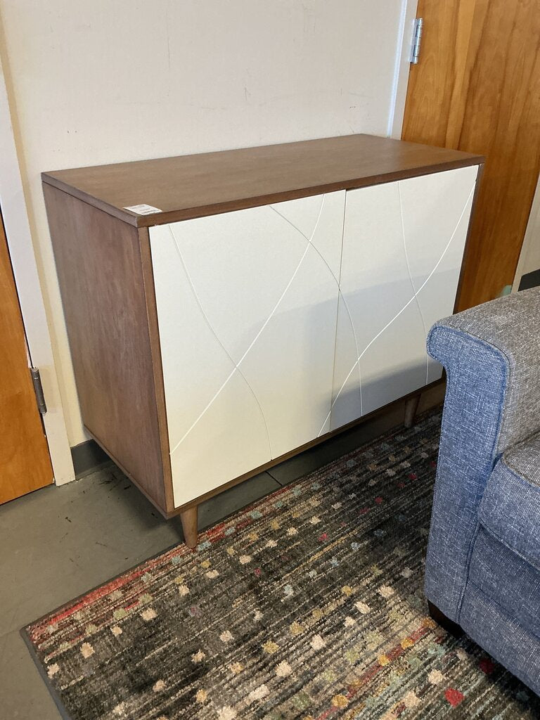 Trentini Accent Chest