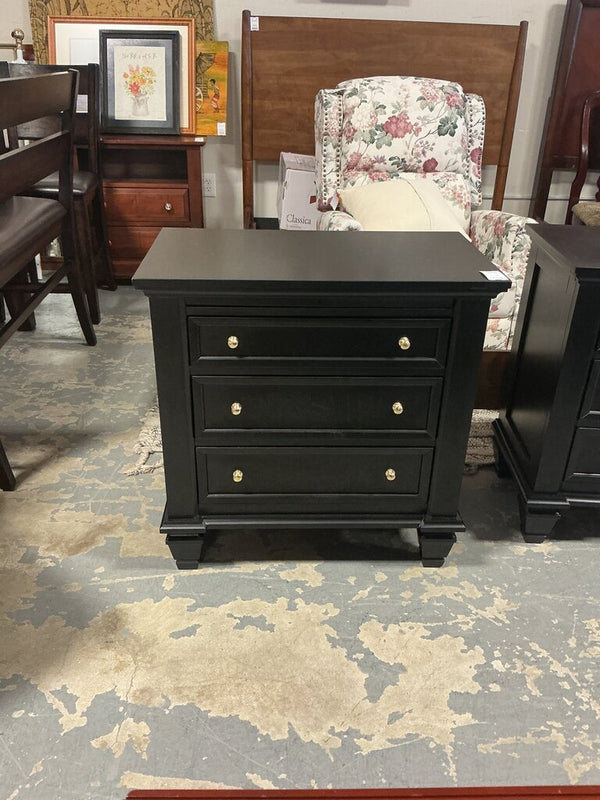 Black 3 Drawer Nightstand