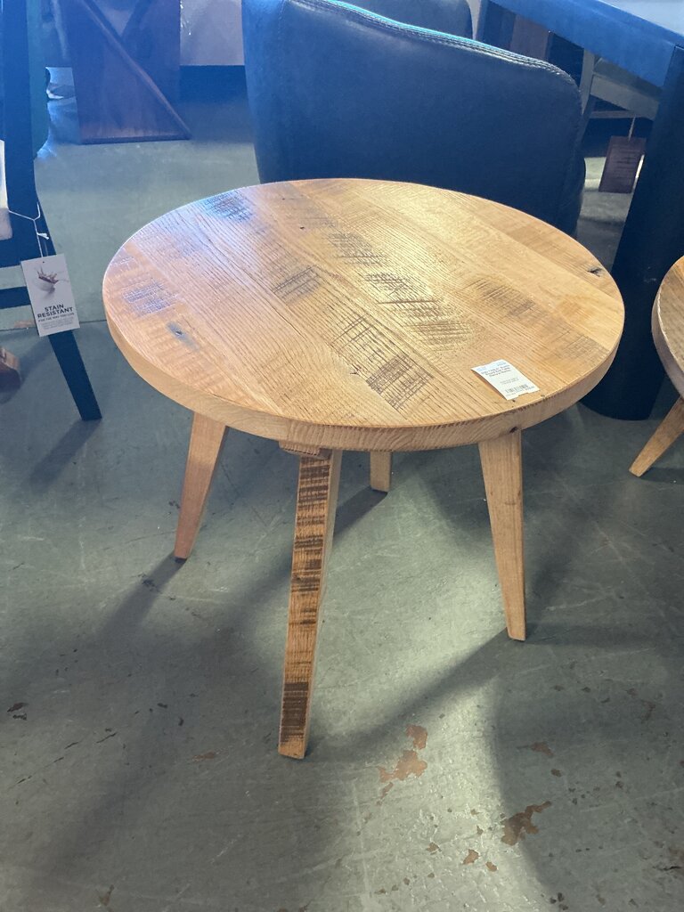 Rustic Round End Table (Natural Matte)