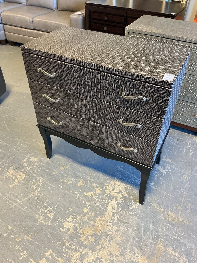 Grey Chest Diamond Pattern