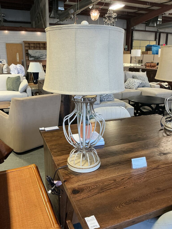 Distressed Wire Lamp