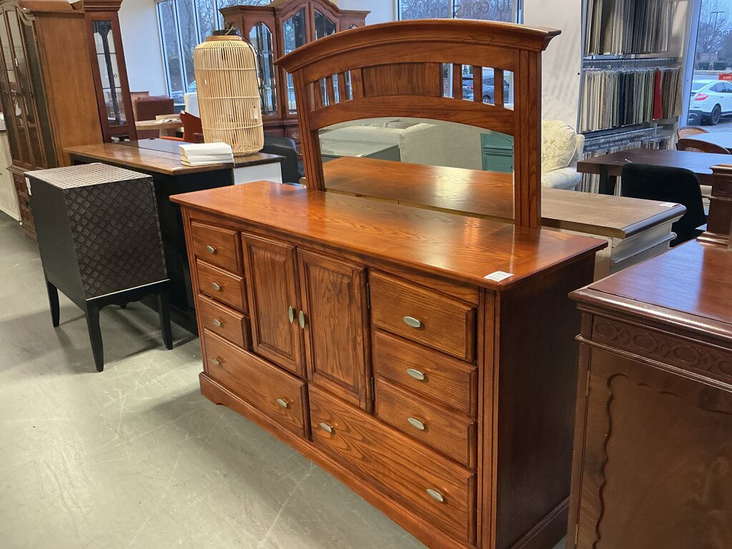 8 Drawer 2 Door Dresser w/ Mirror
