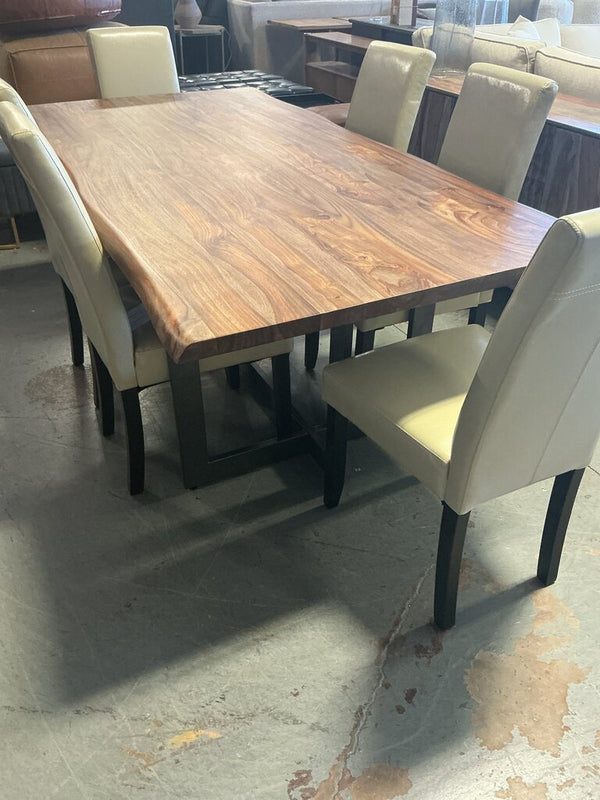 Brownstone Trace Dining Table