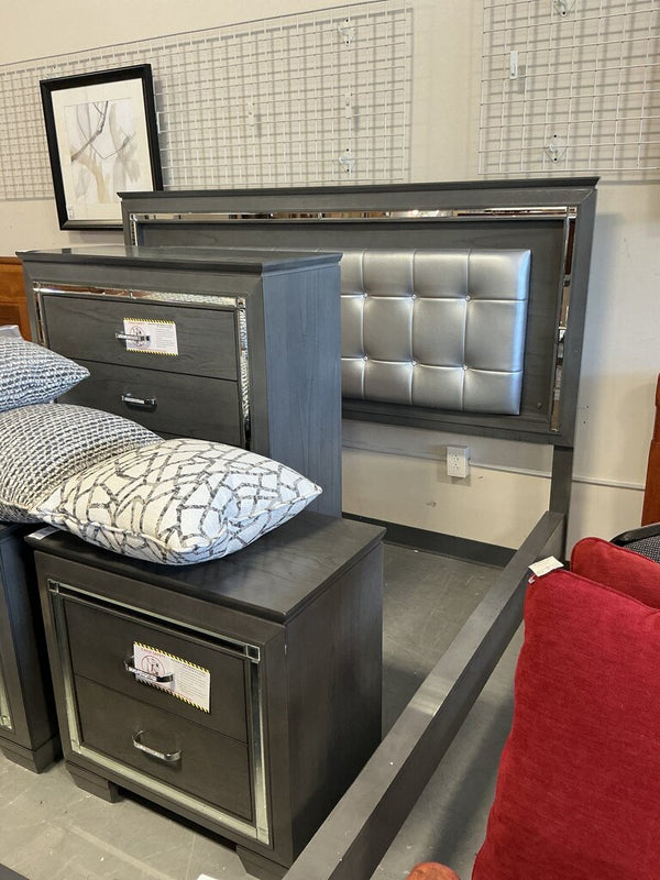 Allura Gray California King Upholstered Panel Bed