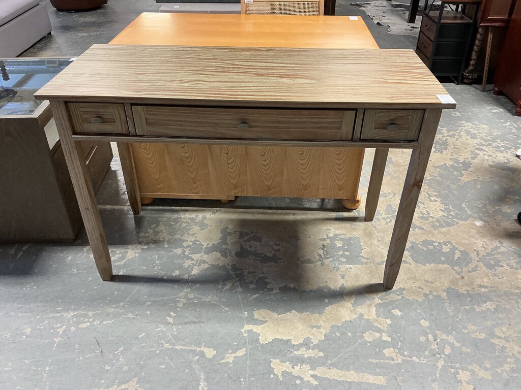 Warm Shaker Desk- Distressed Grey