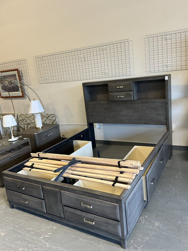 Ashley Storage Bed - Grey (Queen)