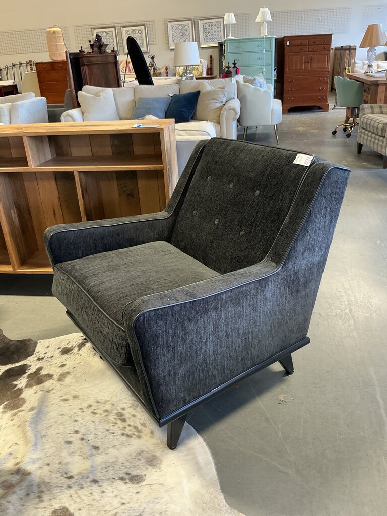 Norwalk Club Chair (Black)