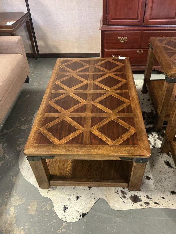 Rooms-2-Go Inlay Coffee Table