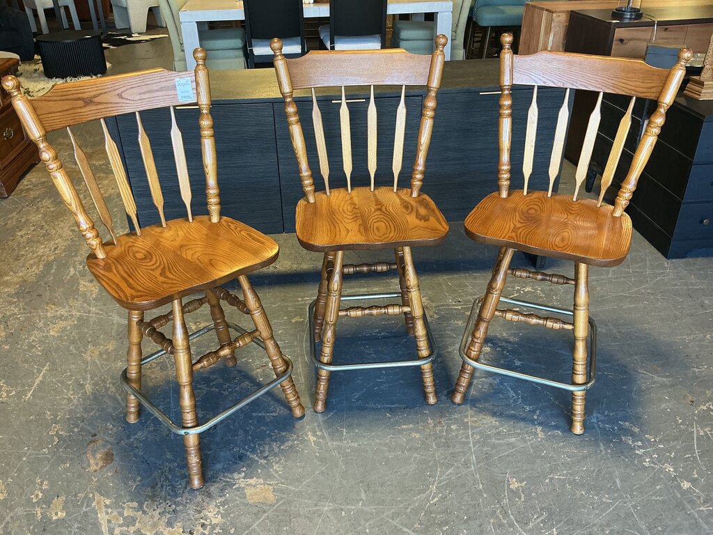 Oak Swivel Stools (Set of 3)